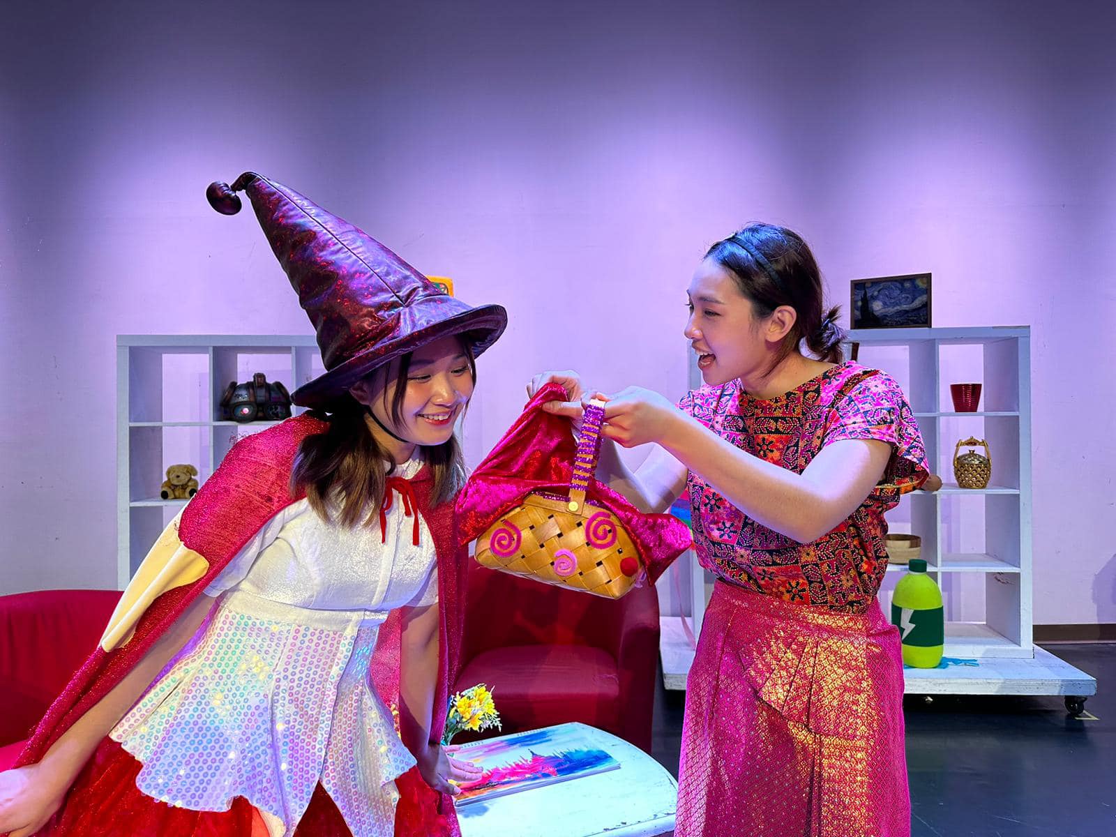 《魔法村的新同學》